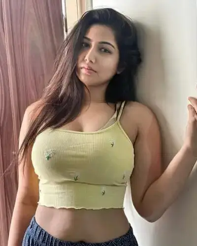 Escorts Hukeri